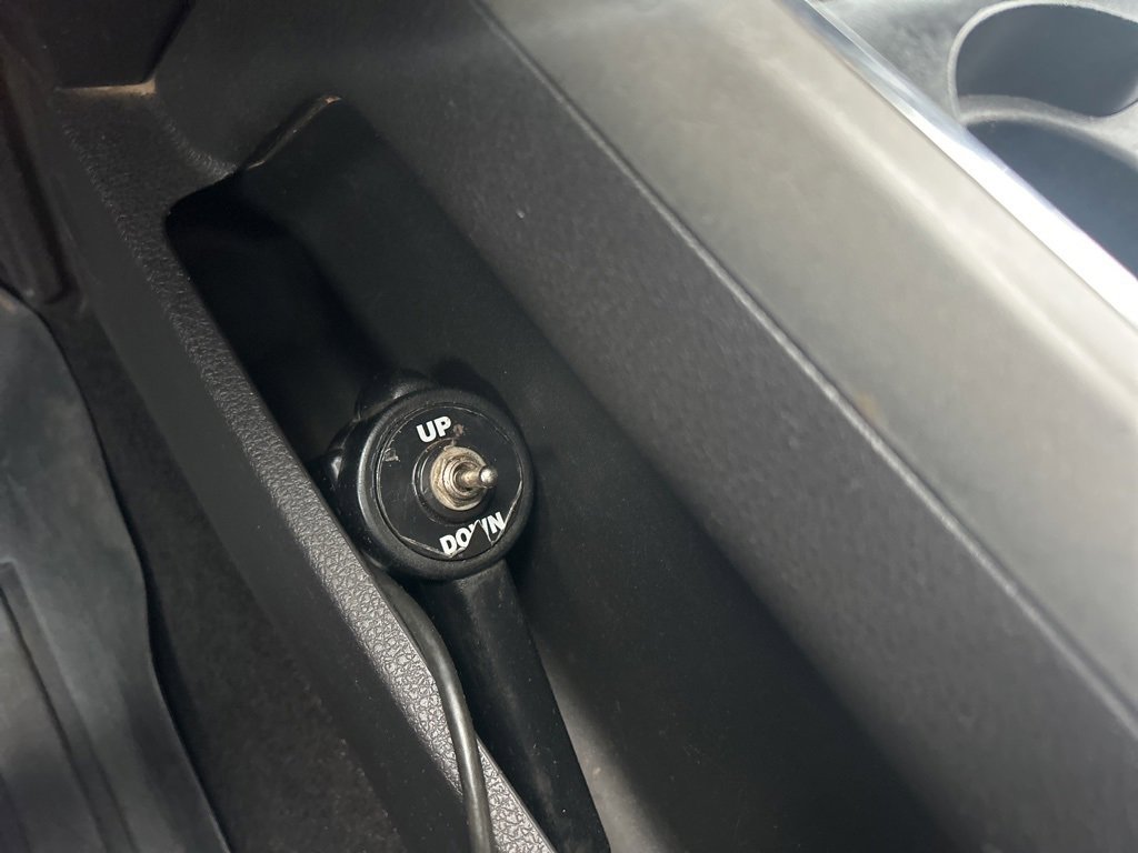 Used 2012 Ford F250 Lariat image 9