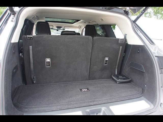 Used 2023 INFINITI QX60 Sensory w/ Vision Package FWD image 17