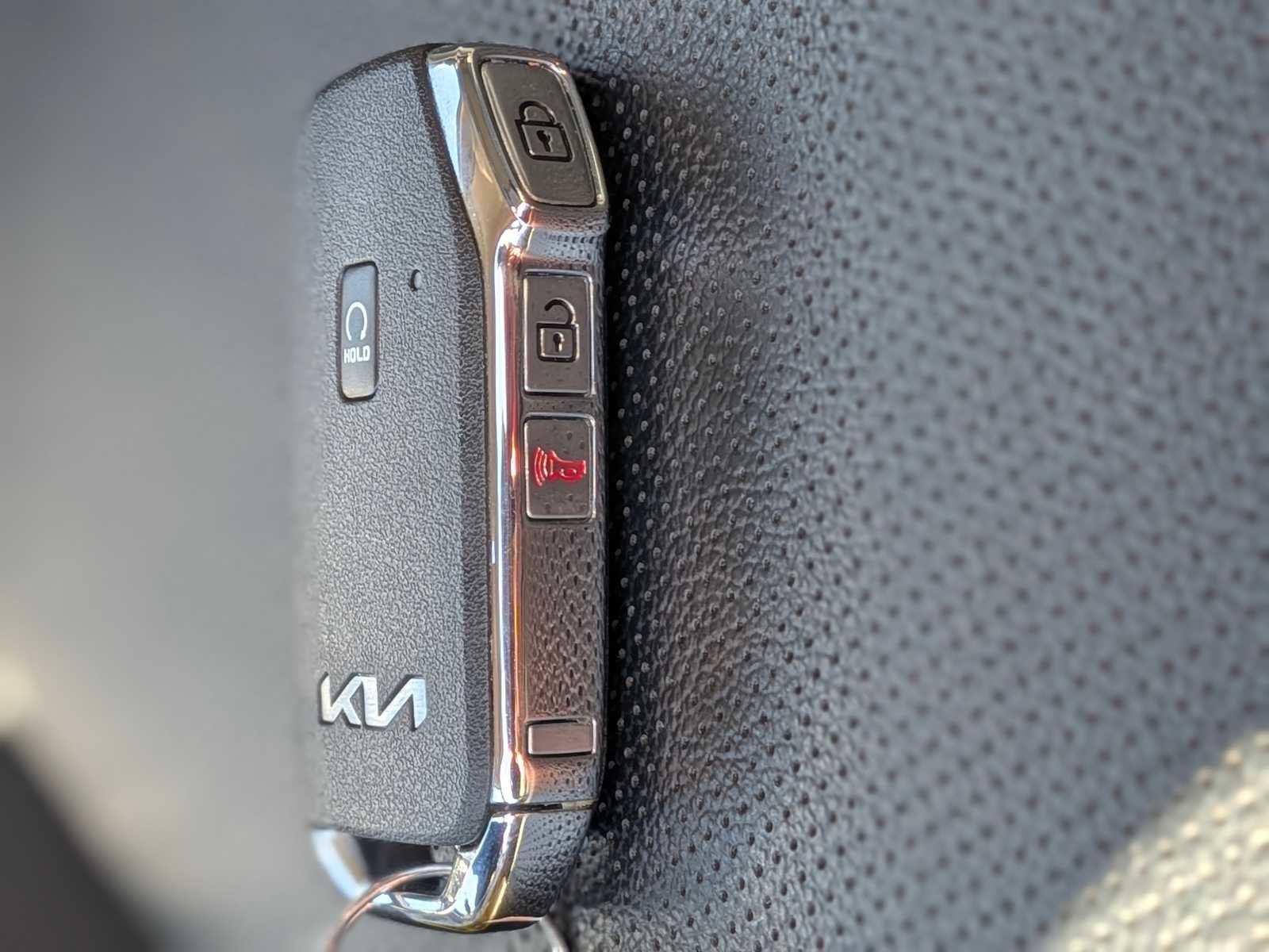 Used 2025 Kia Sportage EX image 33