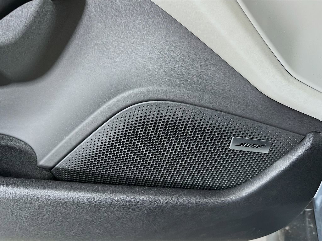 New 2024 Porsche Taycan Turbo image 21