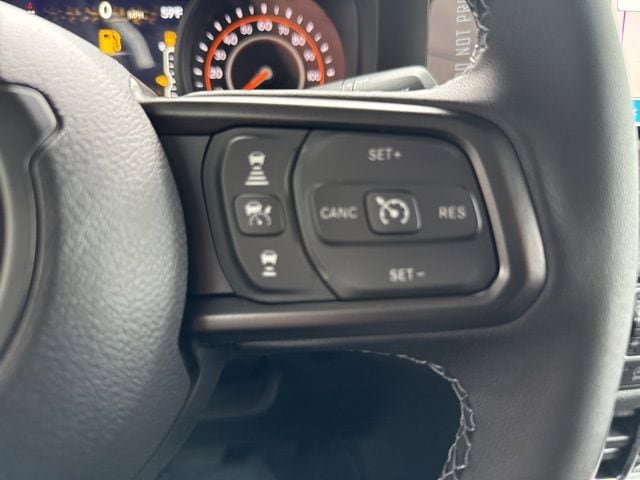 New 2025 Jeep Gladiator Sport image 13