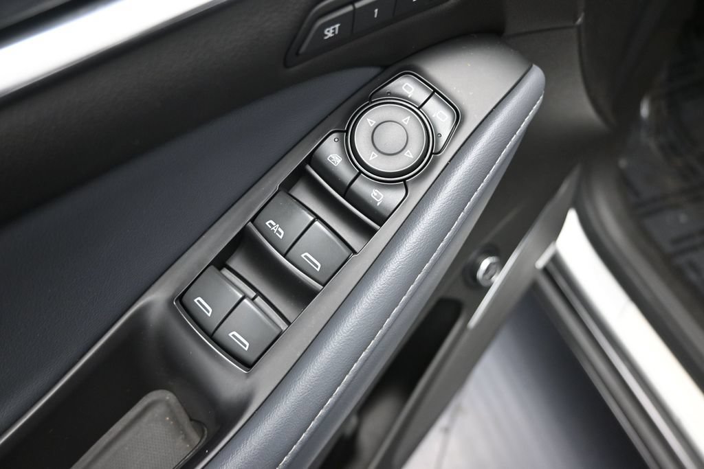 Used 2022 Buick Enclave Premium FWD image 19