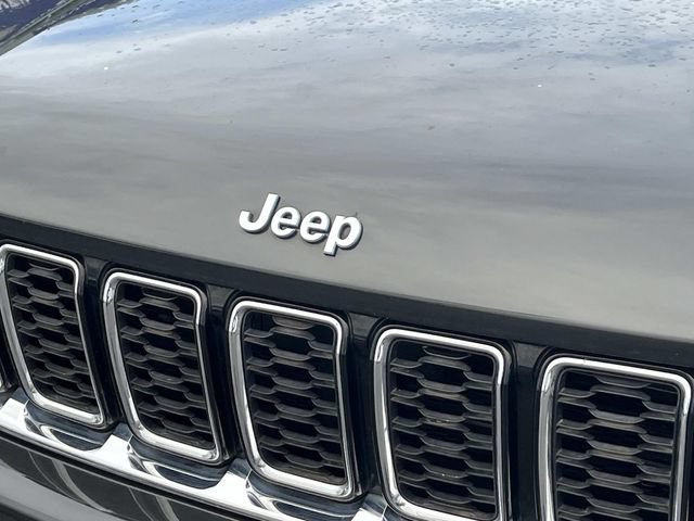 Used 2024 Jeep Grand Cherokee Limited 4xe AWD/4WD image 8