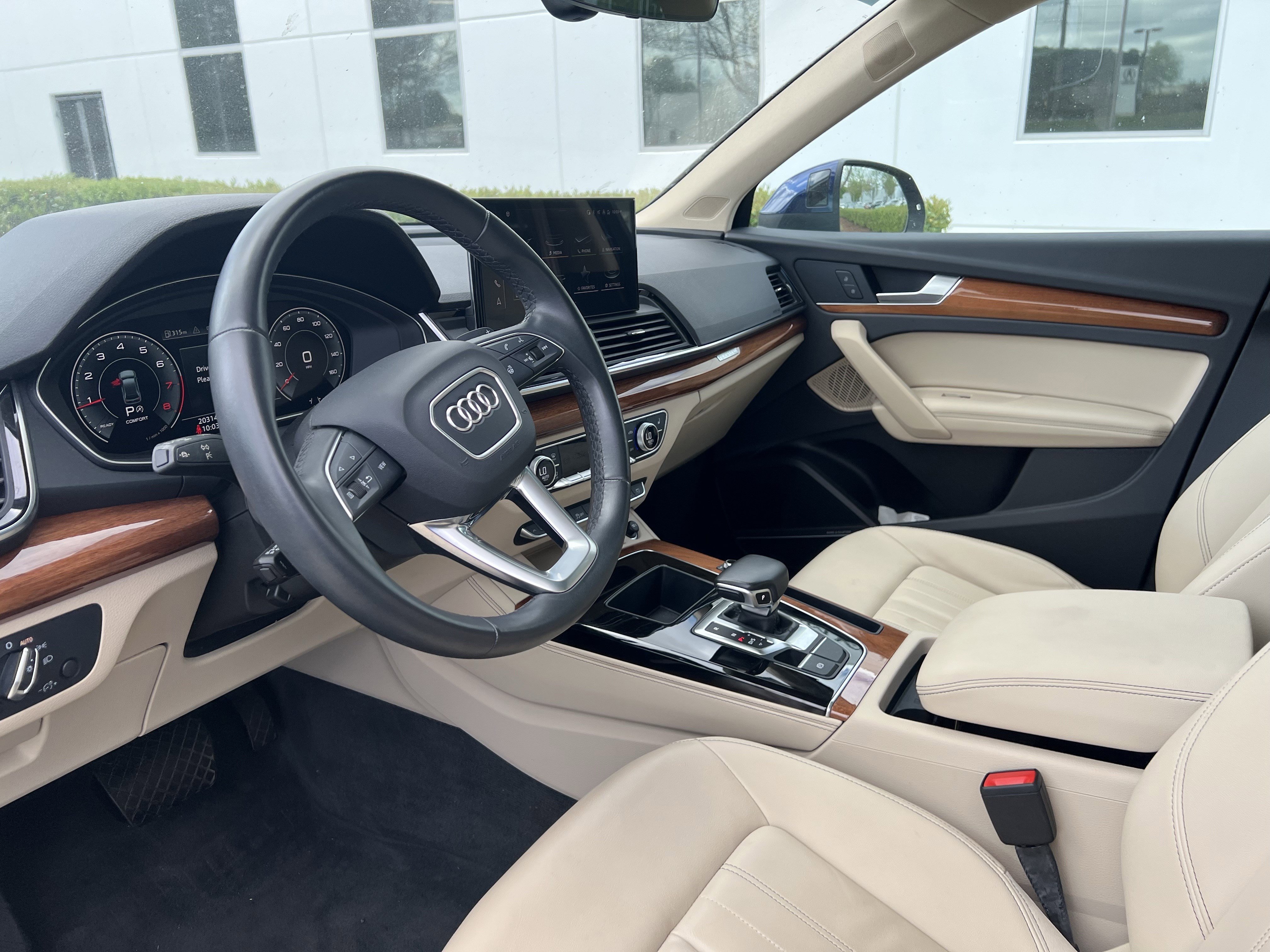 Used 2023 Audi Q5 2.0T Premium Plus w/ Premium Plus Package image 19