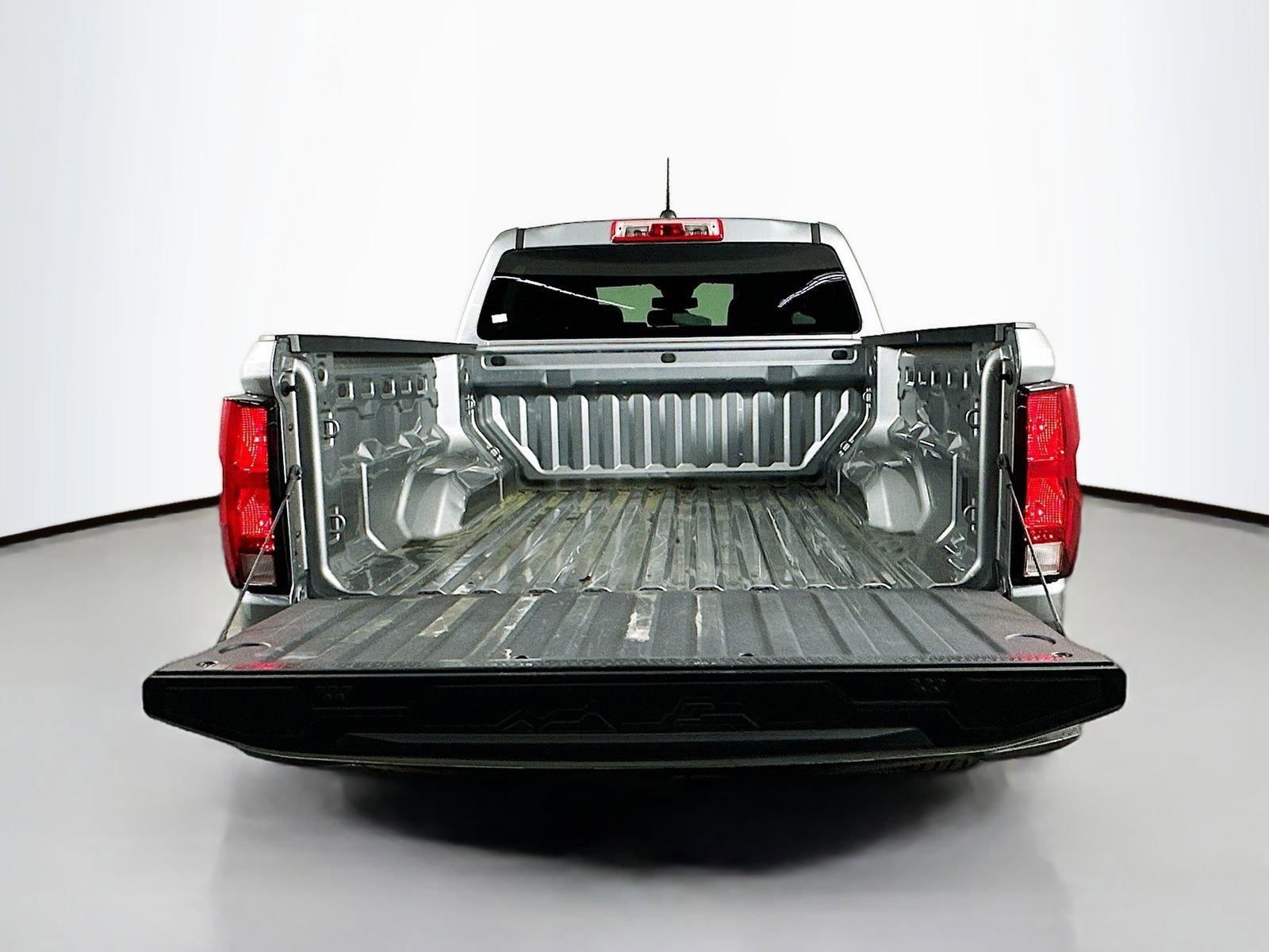 Used 2023 Chevrolet Colorado W/T image 25