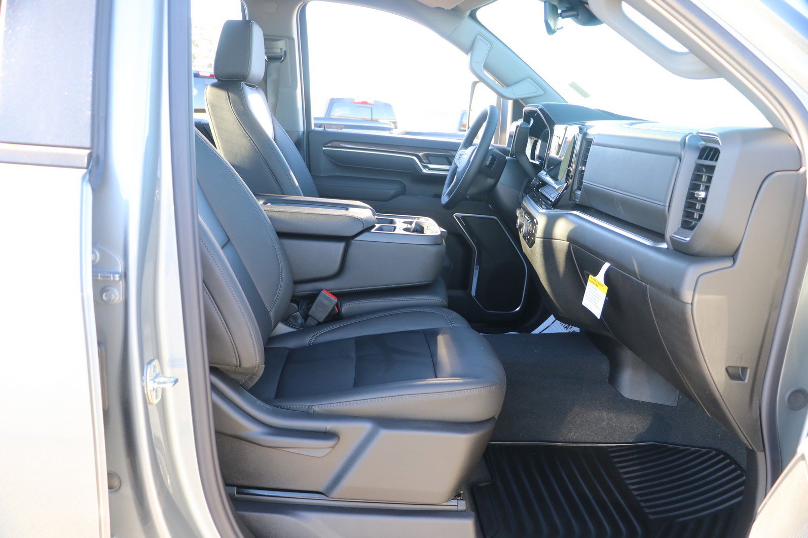 New 2026 Chevrolet Silverado 3500 LT image 32