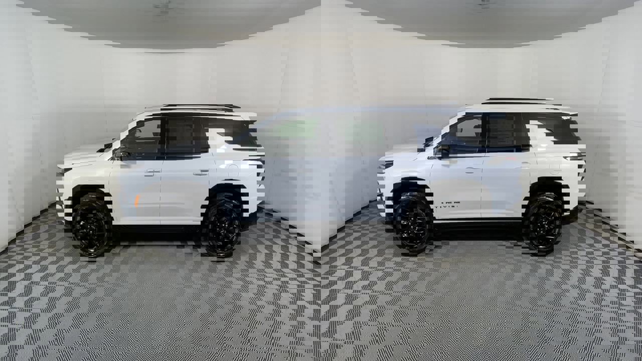 New 2026 Chevrolet Traverse RS w/ LPO, Floor Liner Package image 66