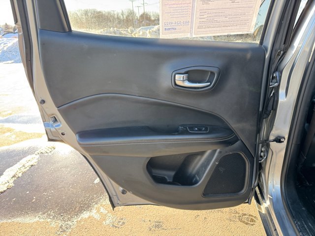 Used 2017 Jeep Compass Sport image 26