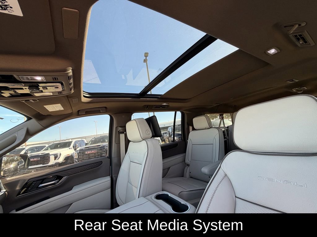 New 2026 GMC Yukon XL Denali w/ Denali Reserve Package image 11