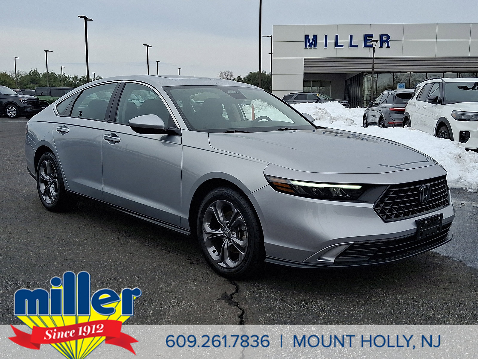 Used 2024 Honda Accord EX image 1