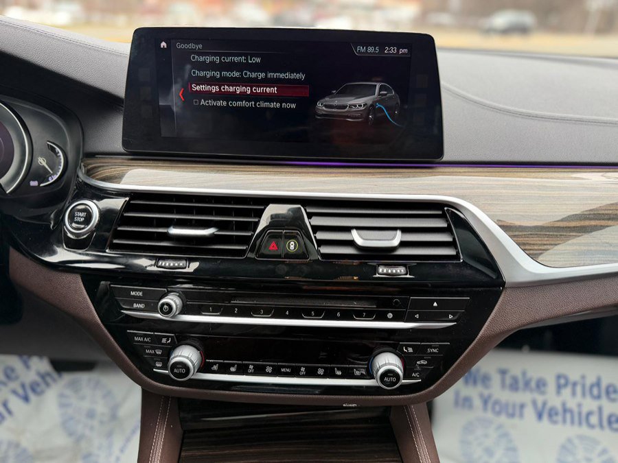 Used 2018 BMW 530e RWD image 29