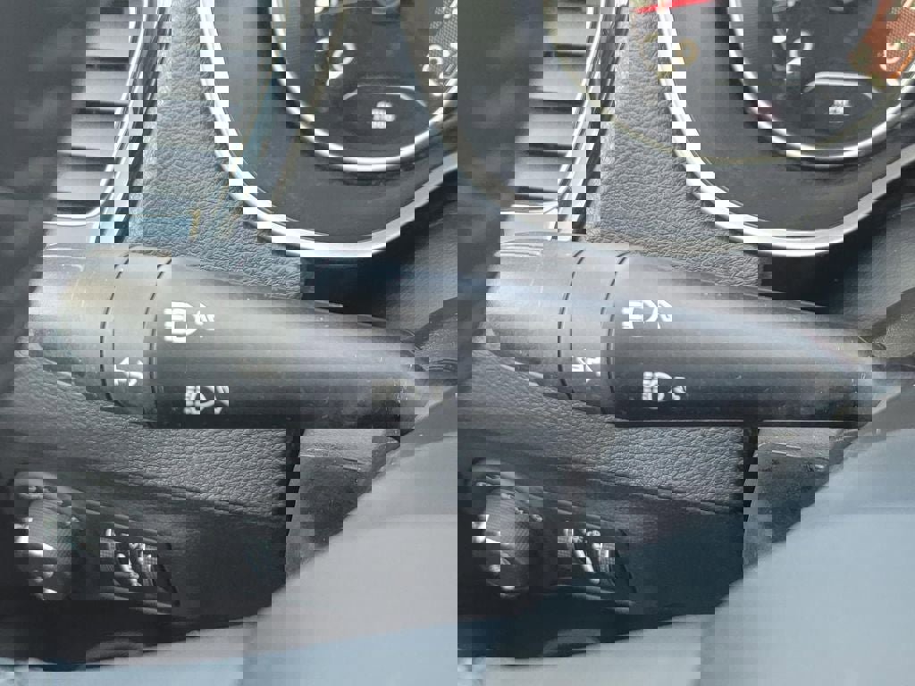 Used 2020 Jeep Compass Latitude image 32