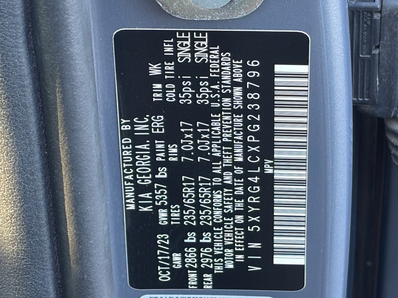 Certified 2023 Kia Sorento LX FWD image 12