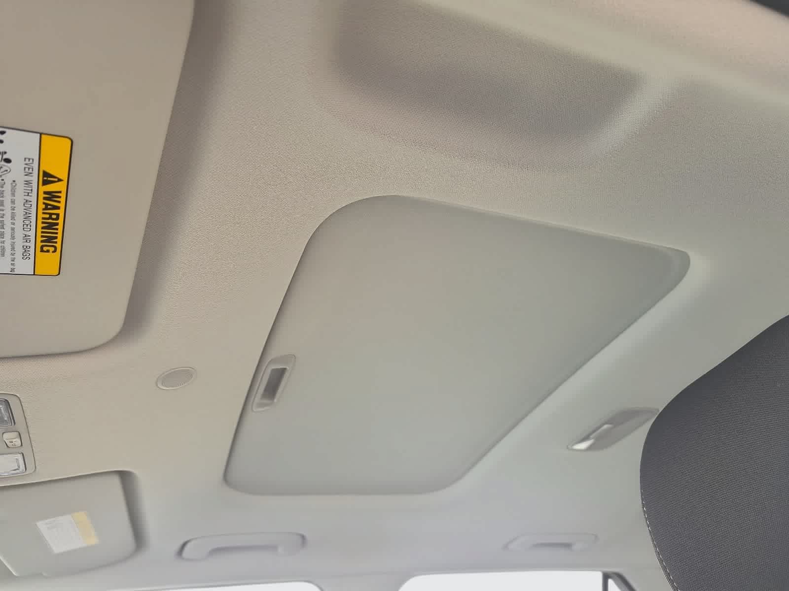 Used 2025 Hyundai Venue SEL FWD image 31