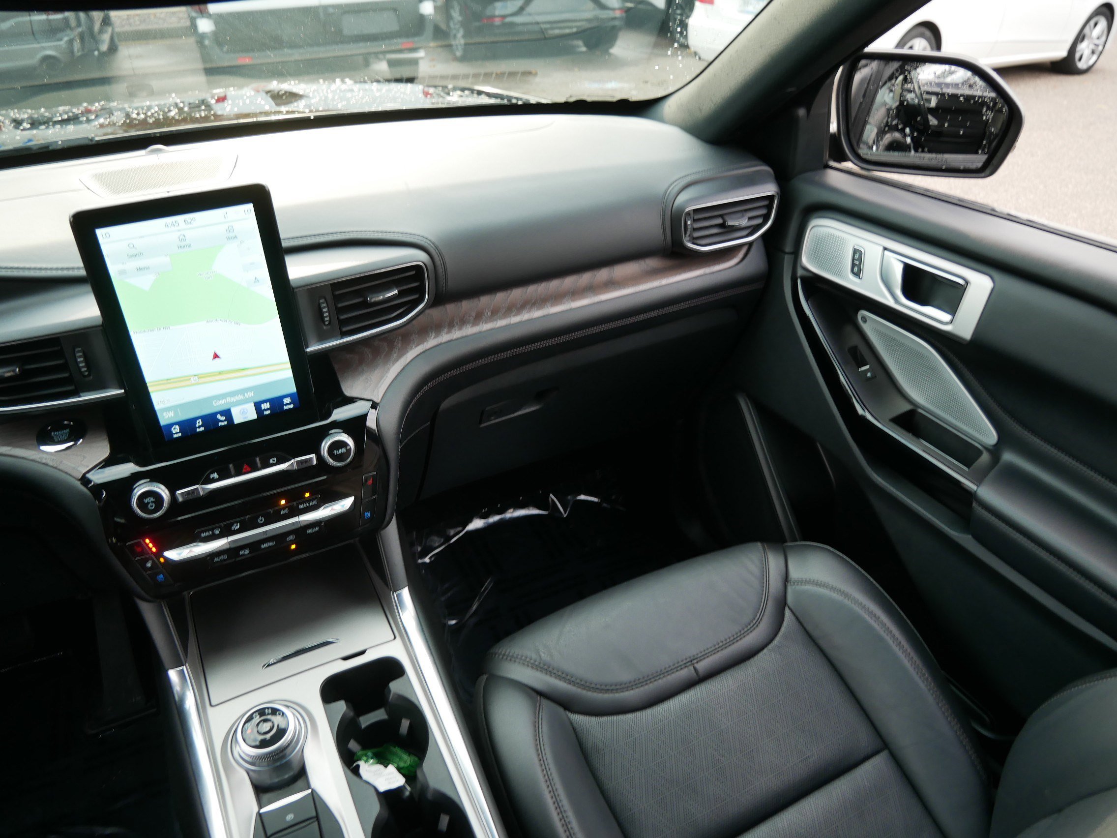 Certified 2022 Ford Explorer Platinum w/ Equipment Group 601A image 12