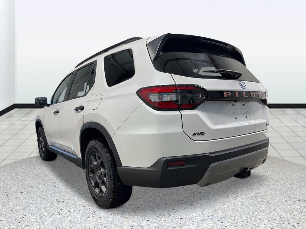 New 2026 Honda Pilot TrailSport image 5