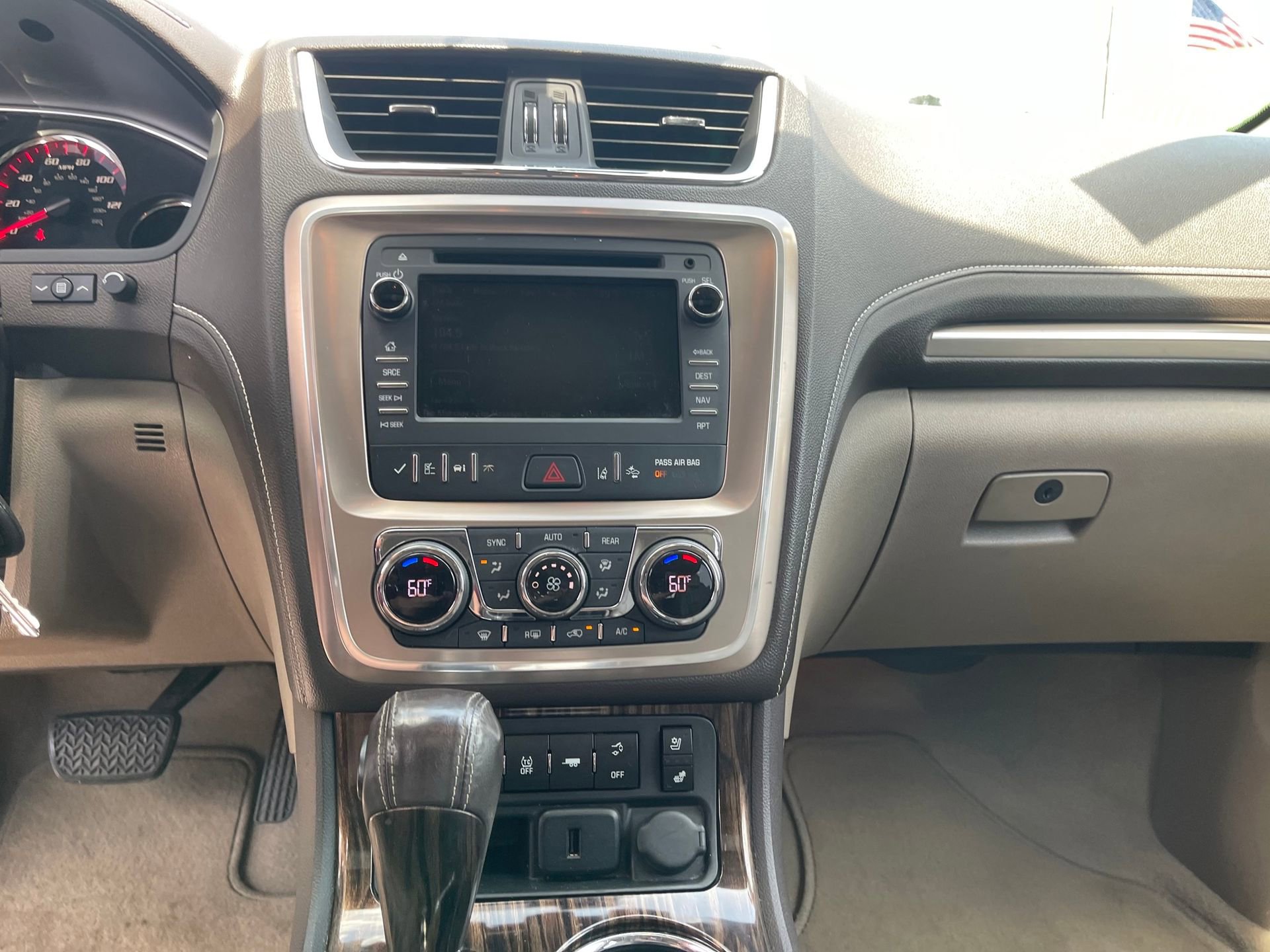 Used 2015 GMC Acadia Denali FWD image 16