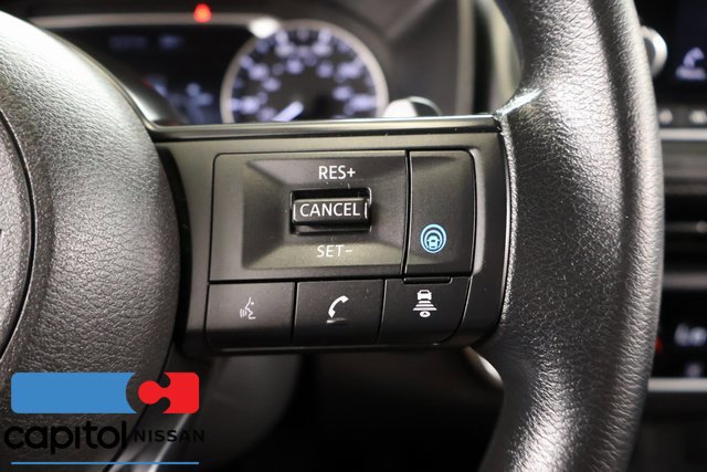 Certified 2024 Nissan Rogue SV FWD image 16