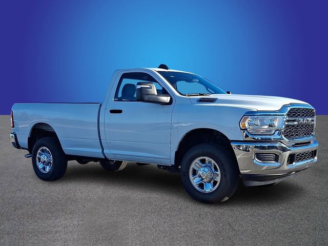 Used 2024 RAM 2500 Tradesman w/ Chrome Appearance Group AWD/4WD image 3