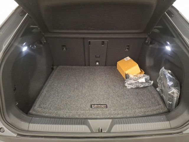 Used 2023 Volkswagen ID.4 Pro S Plus image 28