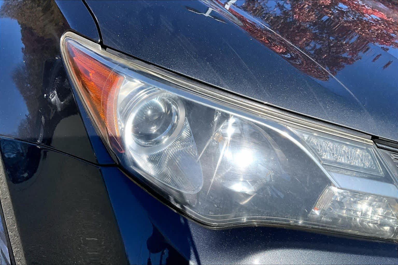 Used 2015 Toyota RAV4 LE AWD/4WD image 28