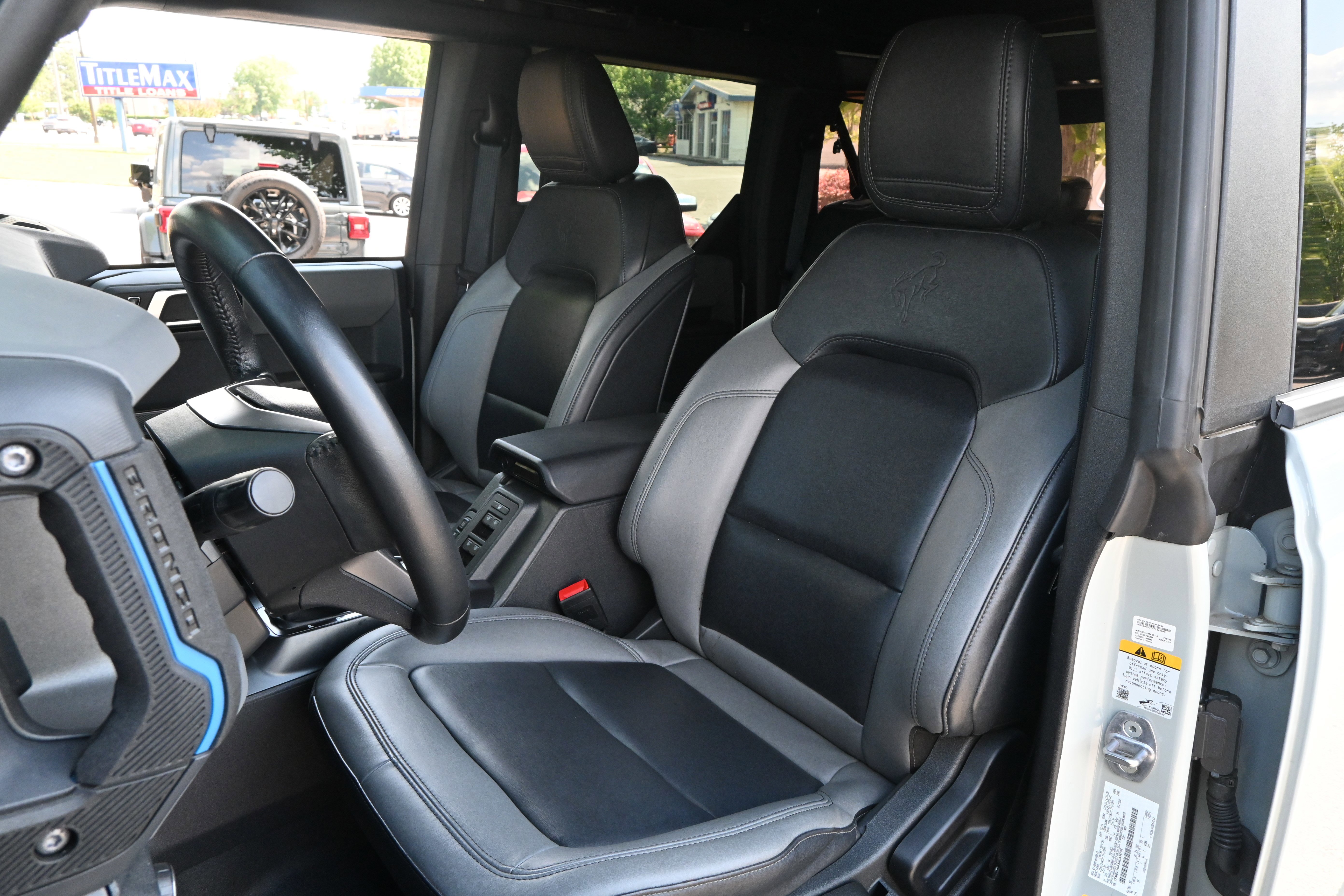 Used 2024 Ford Bronco Black Diamond AWD/4WD image 16