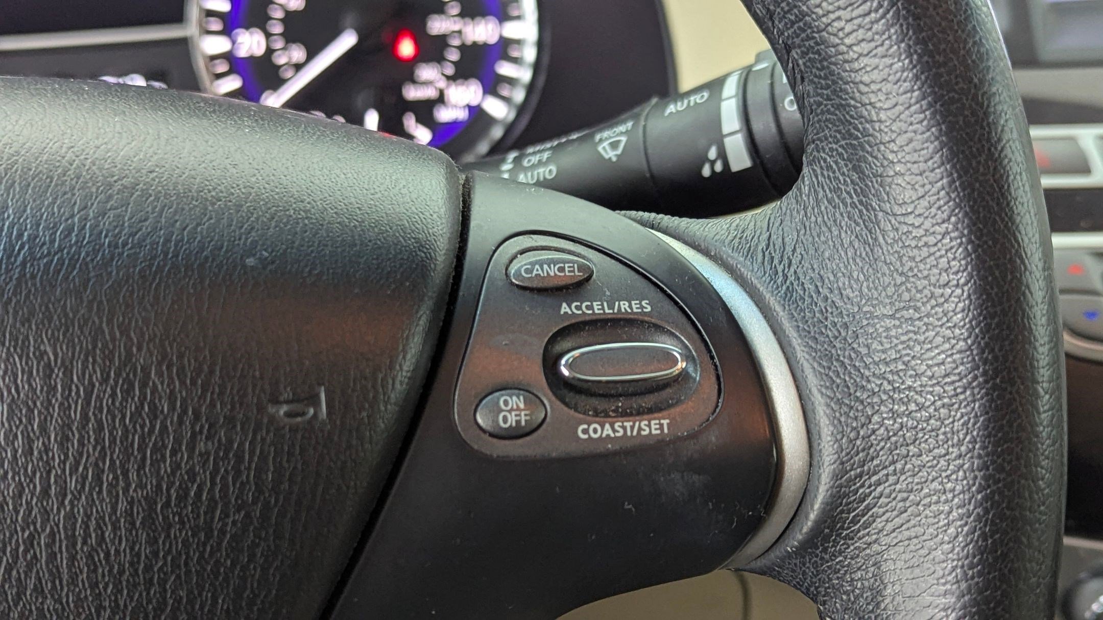 Used 2015 INFINITI QX60 FWD w/ Premium Plus Package image 24