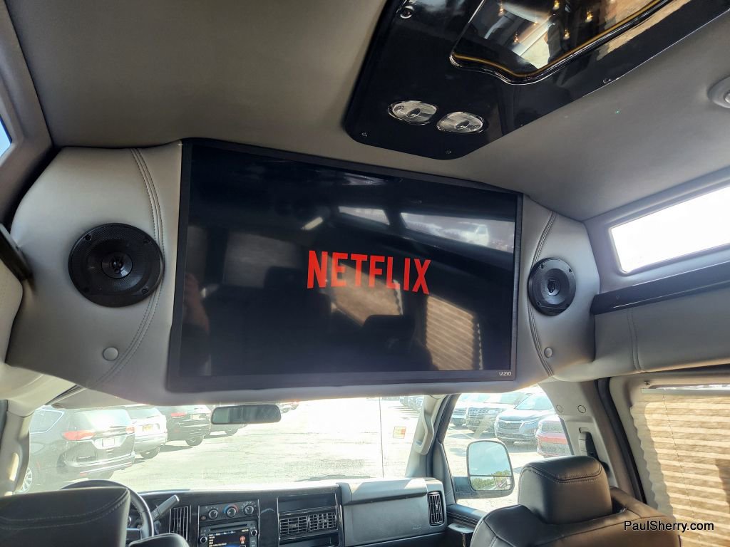 Used 2021 Chevrolet Express 2500 image 5