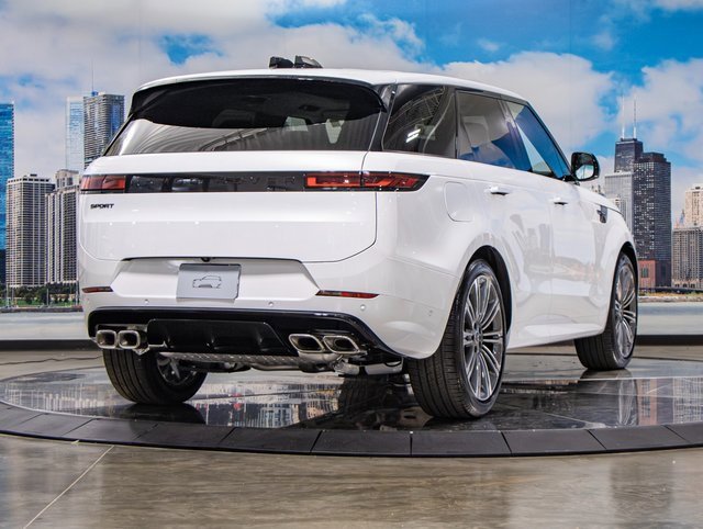 New 2025 Land Rover Range Rover Sport Dynamic SE image 8