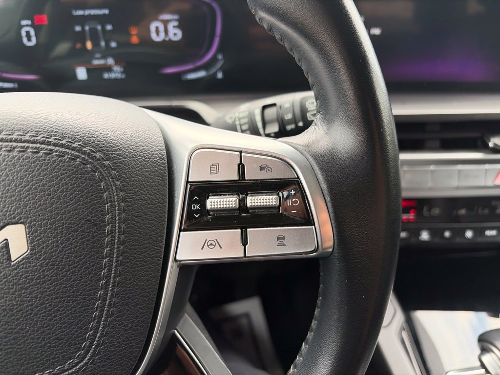 Used 2025 Kia Telluride S AWD/4WD image 29
