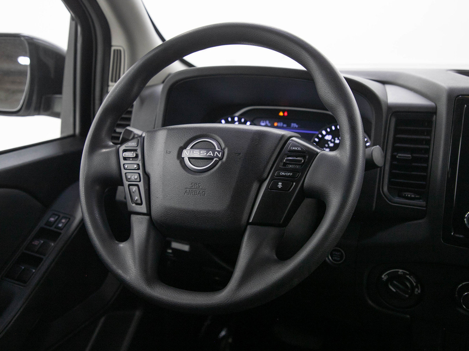 Used 2022 Nissan Frontier S w/ Technology Package AWD/4WD image 14