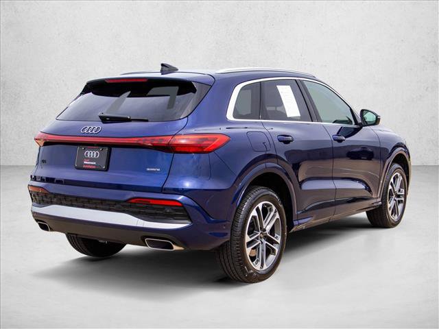 Certified 2025 Audi Q5 Premium w/ Convenience Package AWD/4WD image 5