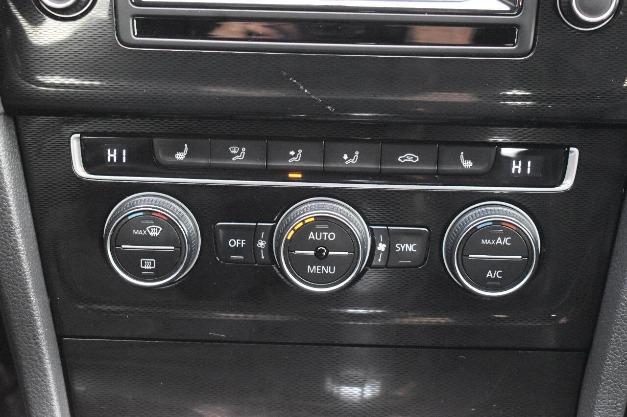 Used 2015 Volkswagen GTI Autobahn w/ Lighting Package (SEL) image 26