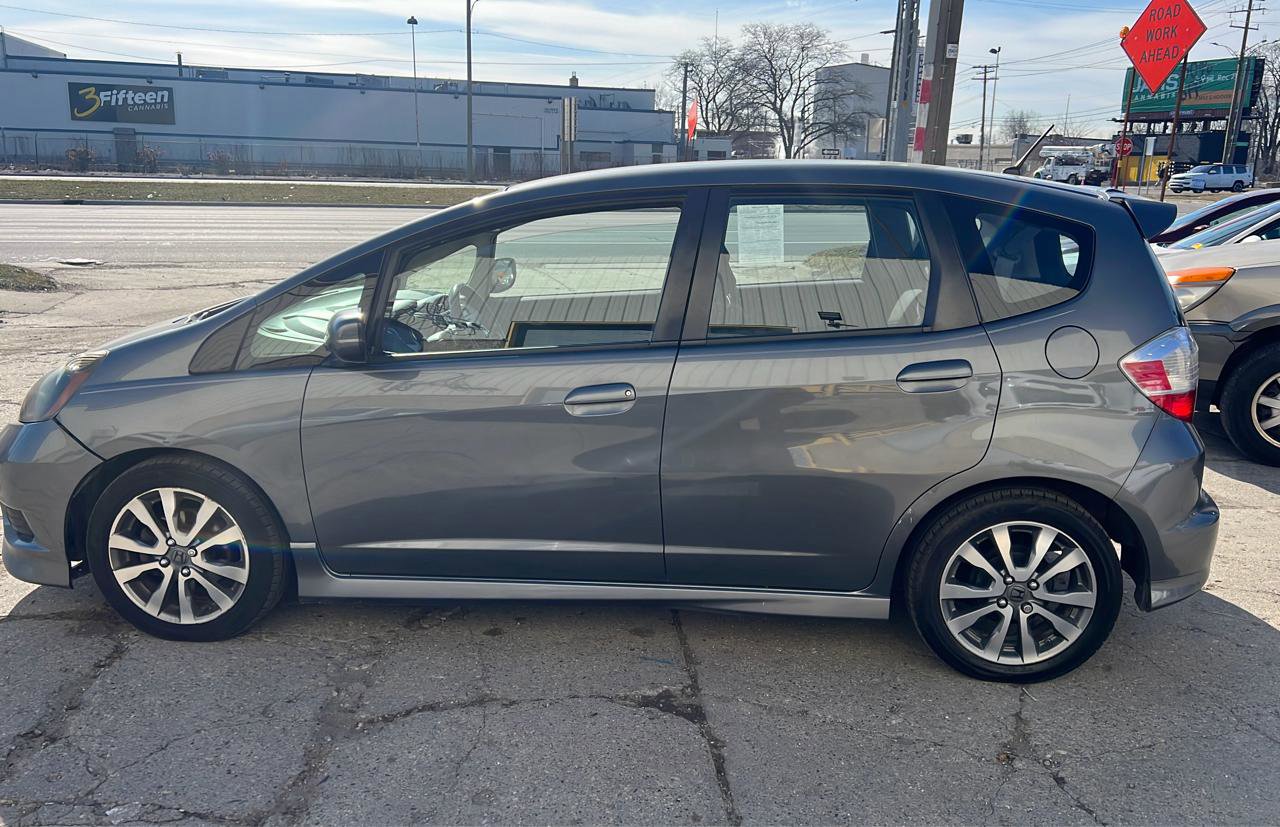 Used 2013 Honda Fit Sport image 7