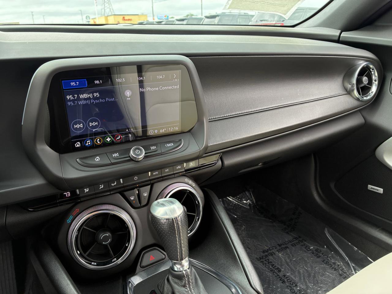 Used 2021 Chevrolet Camaro LT w/ RS Package image 18