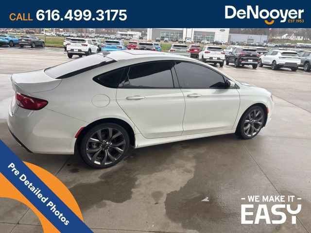 Used 2016 Chrysler 200 S w/ Navigation & Sound Group I image 8