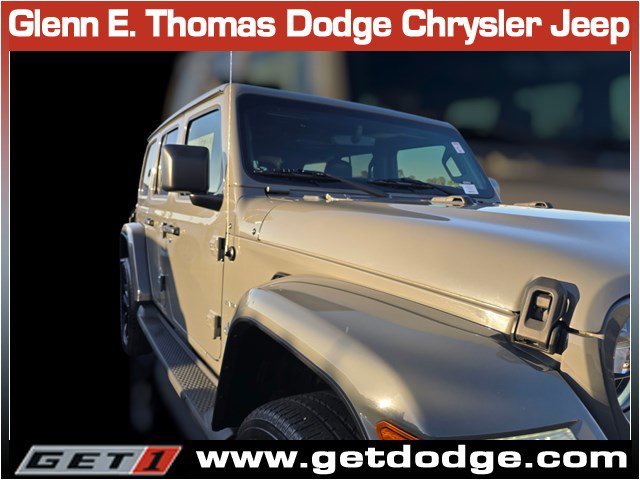 Certified 2022 Jeep Wrangler Unlimited Sahara AWD/4WD image 4