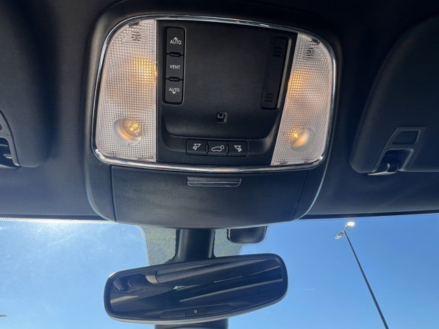 Used 2020 Dodge Durango SXT image 21