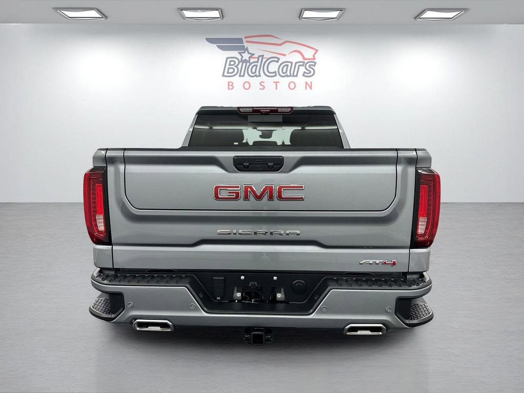 Used 2024 GMC Sierra 1500 AT4 w/ Technology Package image 5