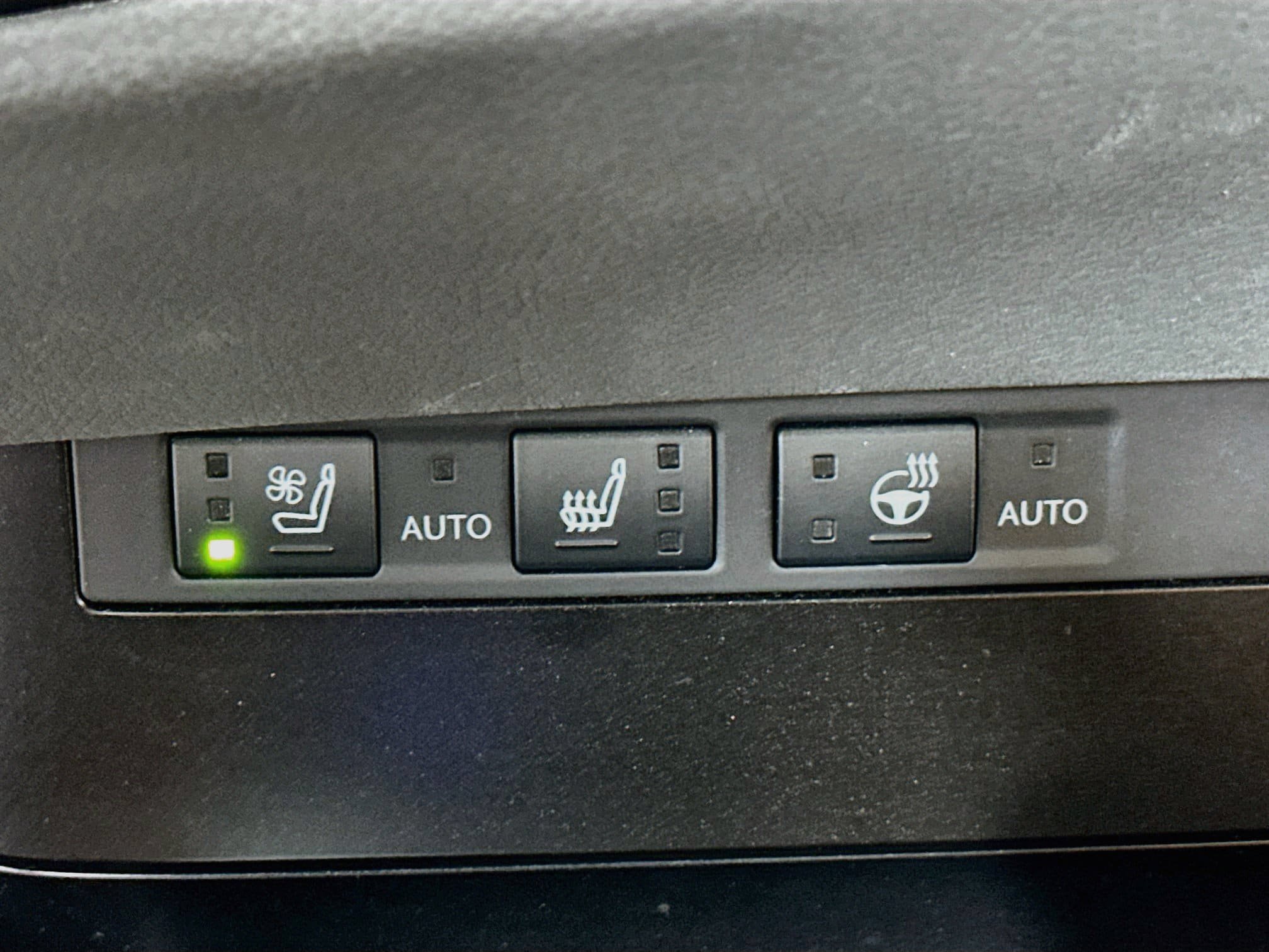 Used 2024 Lexus ES 350 w/ Premium Package FWD image 25