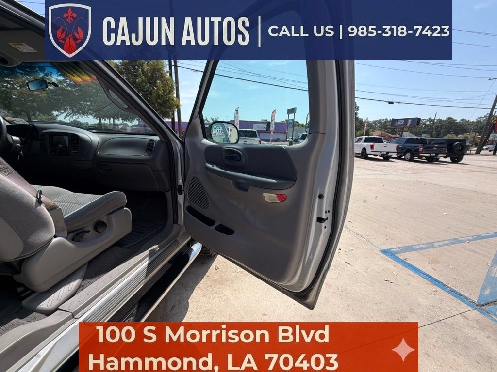 Used 2002 Ford F150 XLT AWD/4WD image 18