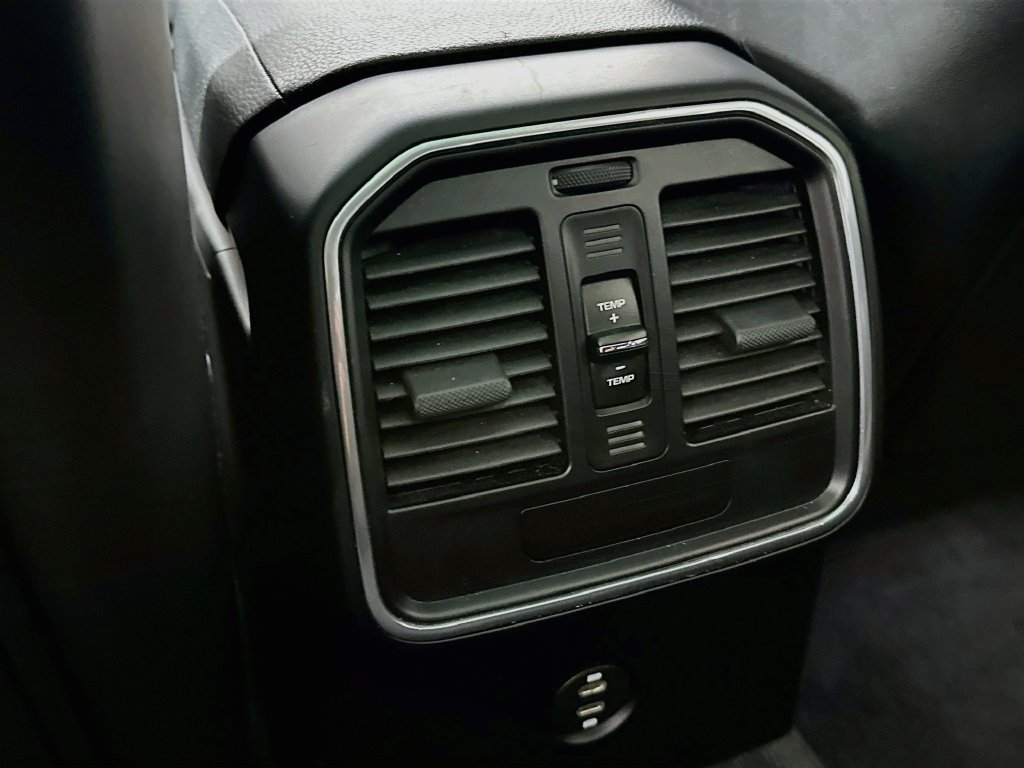 Used 2021 Porsche Macan S AWD/4WD image 27