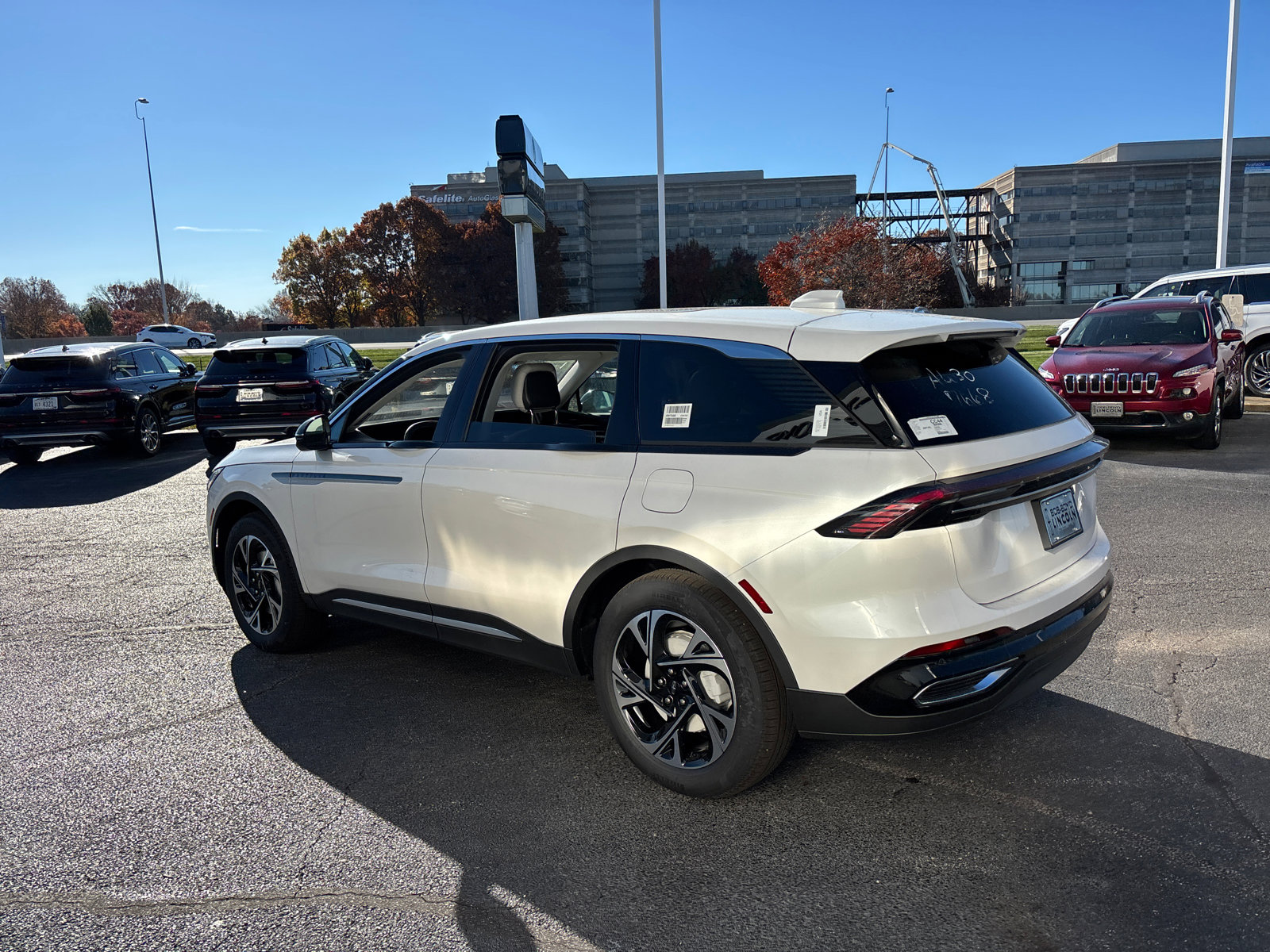 New 2026 Lincoln Nautilus Premier w/ Equipment Group 102A image 5
