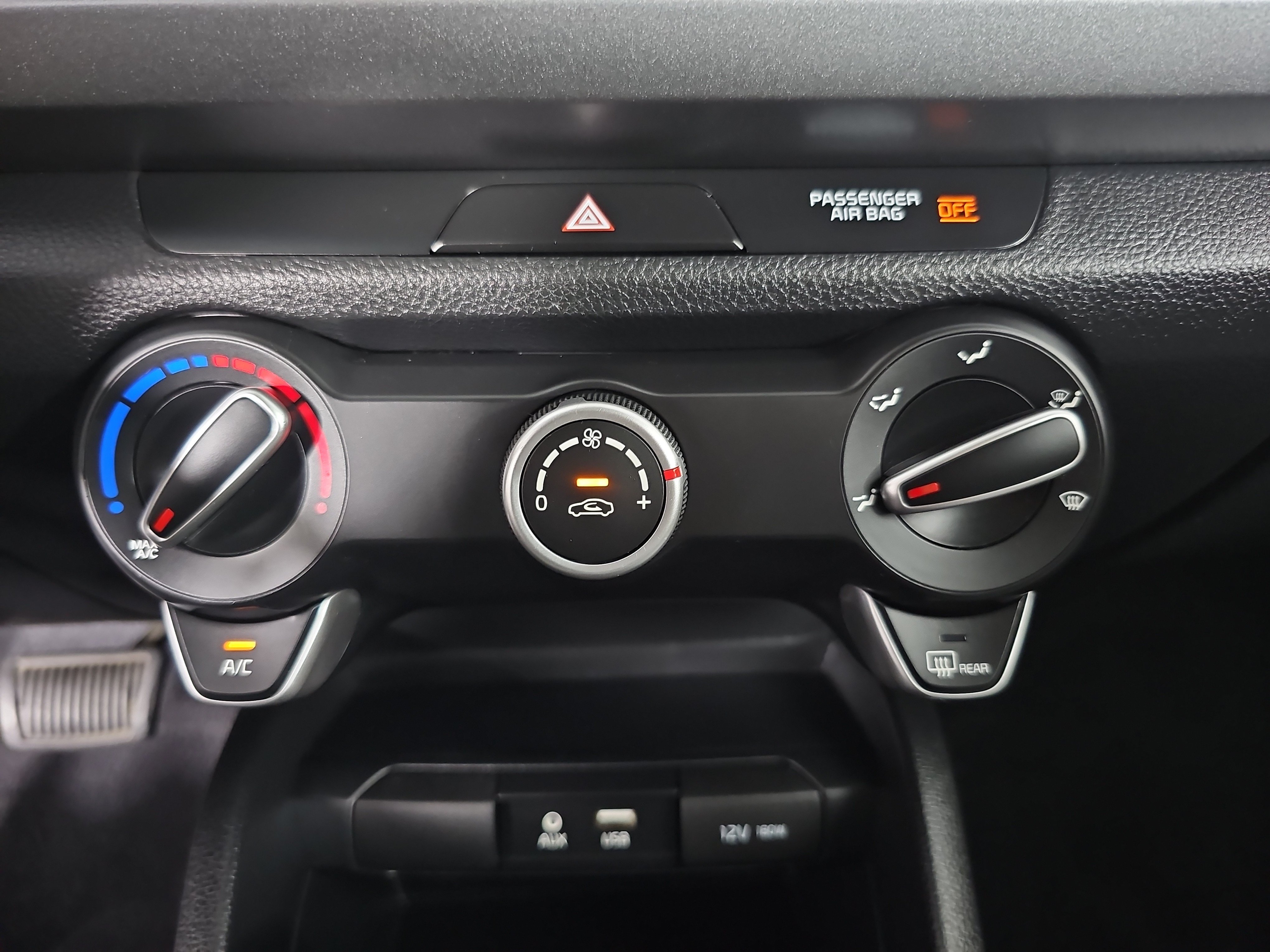 Used 2019 Kia Rio S w/ Technology Package FWD image 30