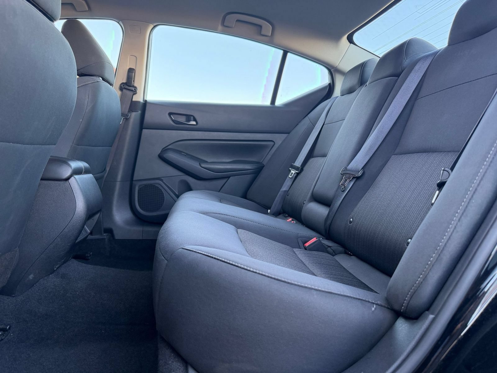 Used 2025 Nissan Altima 2.5 SV FWD image 25