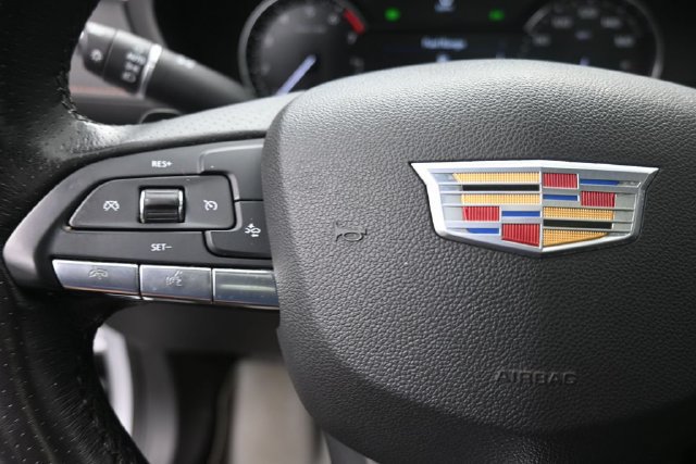 Used 2020 Cadillac XT4 Sport w/ Driver Awareness Package AWD/4WD image 15
