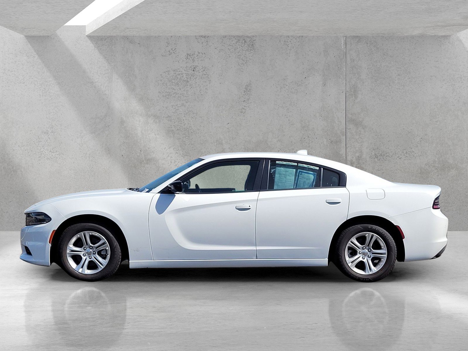 Used 2023 Dodge Charger SXT image 7