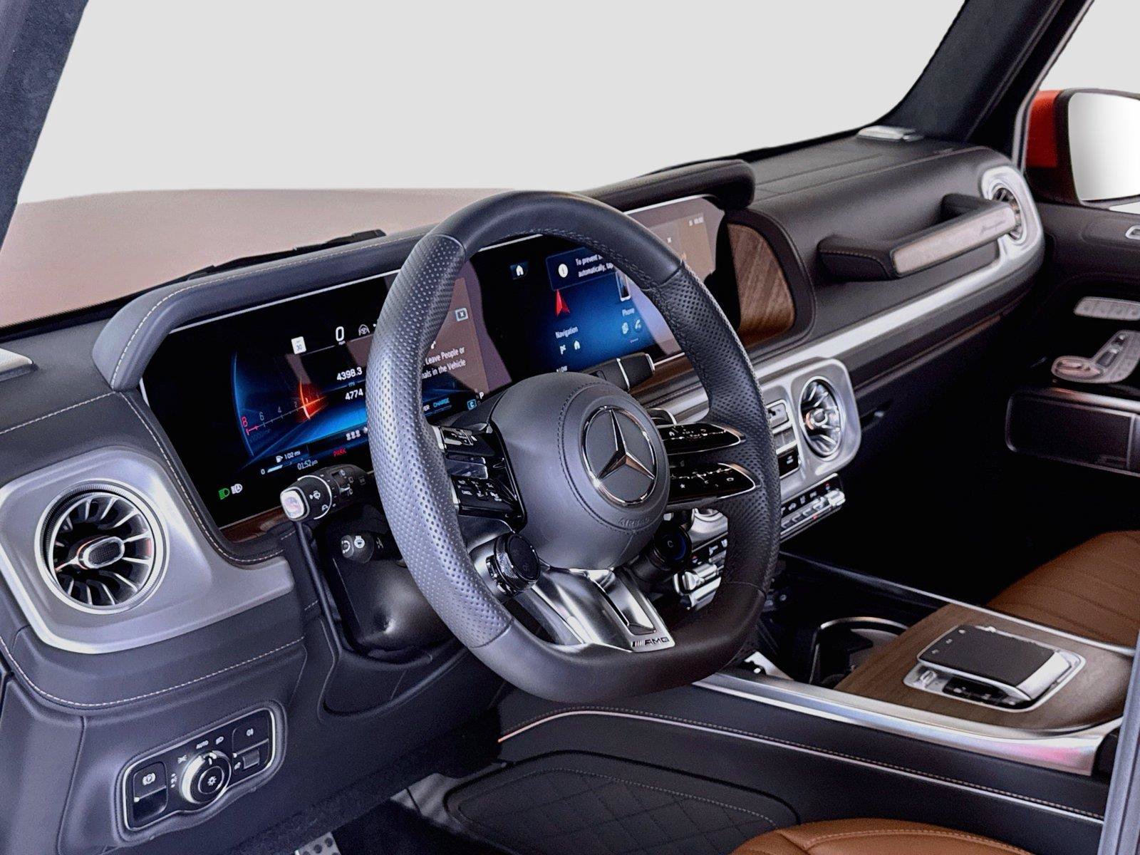 Used 2025 Mercedes-Benz G 63 AMG 4MATIC image 16