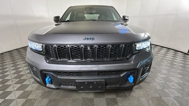 Used 2022 Jeep Grand Cherokee Trailhawk AWD/4WD image 7