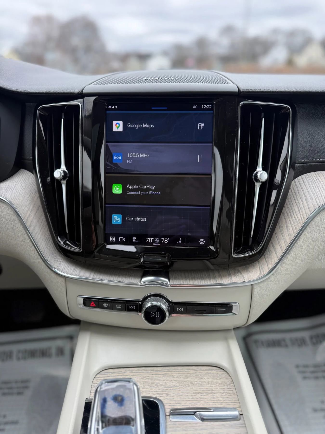 Used 2022 Volvo XC60 T8 Inscription w/ Advanced Package image 27